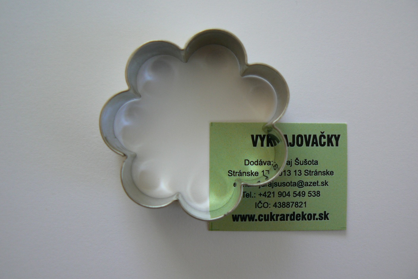 Kvet malý 7 lupeňov 36 mm